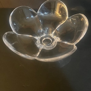 Orrefors footed Large Crystal Petal Bowl Artist signed Lars Hellsten  4361-33