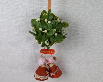 Vintage 1960's Kurt S. Adler Mistletoe Ball with Flocked Kissing Figures - Merry Kiss-Mas