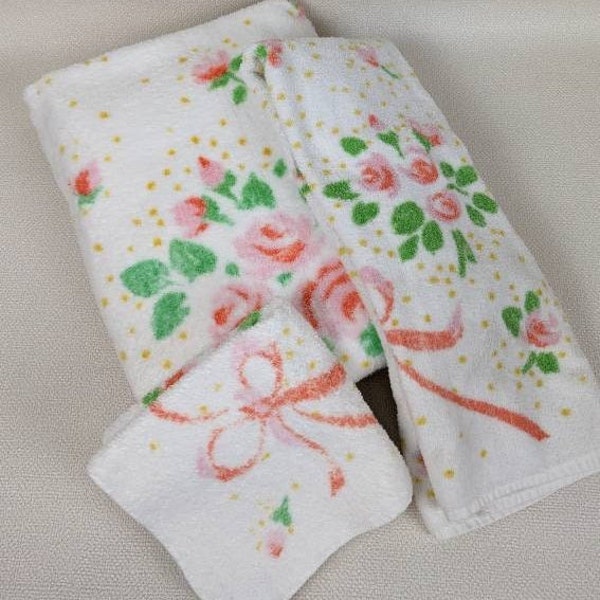 Vintage Martex Terry Velour Bath Towel Set - Peachy Pink Floral and Ribbon Print - Made in USA
