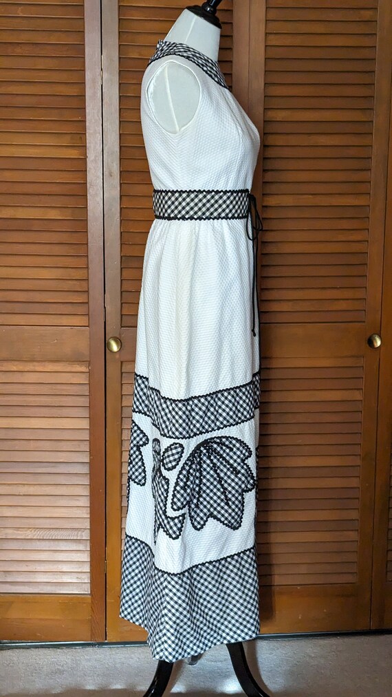 Vintage Groovy 1970s Pique and Gingham Maxi Dress… - image 2