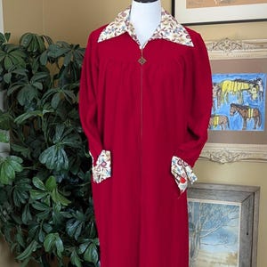 Vintage NOS 1970's Cranberry Red Velour Zip Front Robe with Floral Trim by Impression! - Size M - Union Made