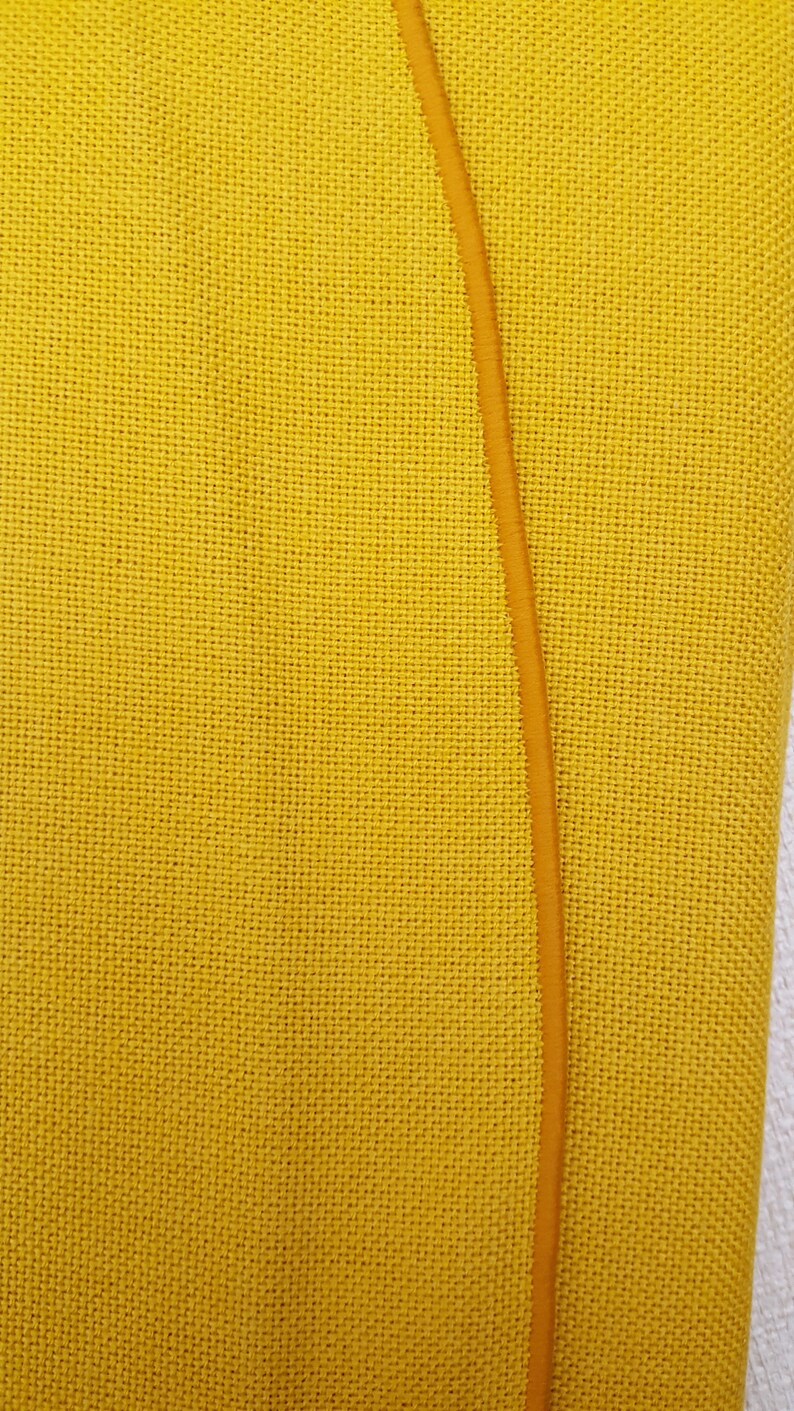 60 x 86 Oval Vintage NOS Colorisma Tablecloth by Kemp /& Beatley Harvest Gold