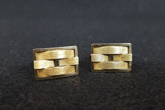 Vintage MCM Krementz Gold Tone Basket Weave Cufflinks - Gem