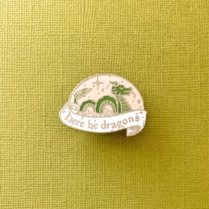 Here be dragons, Green - Hard enamel pin