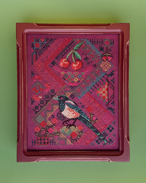 THOMAS MAGPIE　pattern intarsia【2233708】 Magpie Cross Stitch Kit, code R-882 MP Studia | Buy online