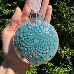 Silber & Blau Mandala Ornament | Mandala Kunst Punkte | Mandala Kunst | Urlaub Kunst | Weihnachtsschmuck