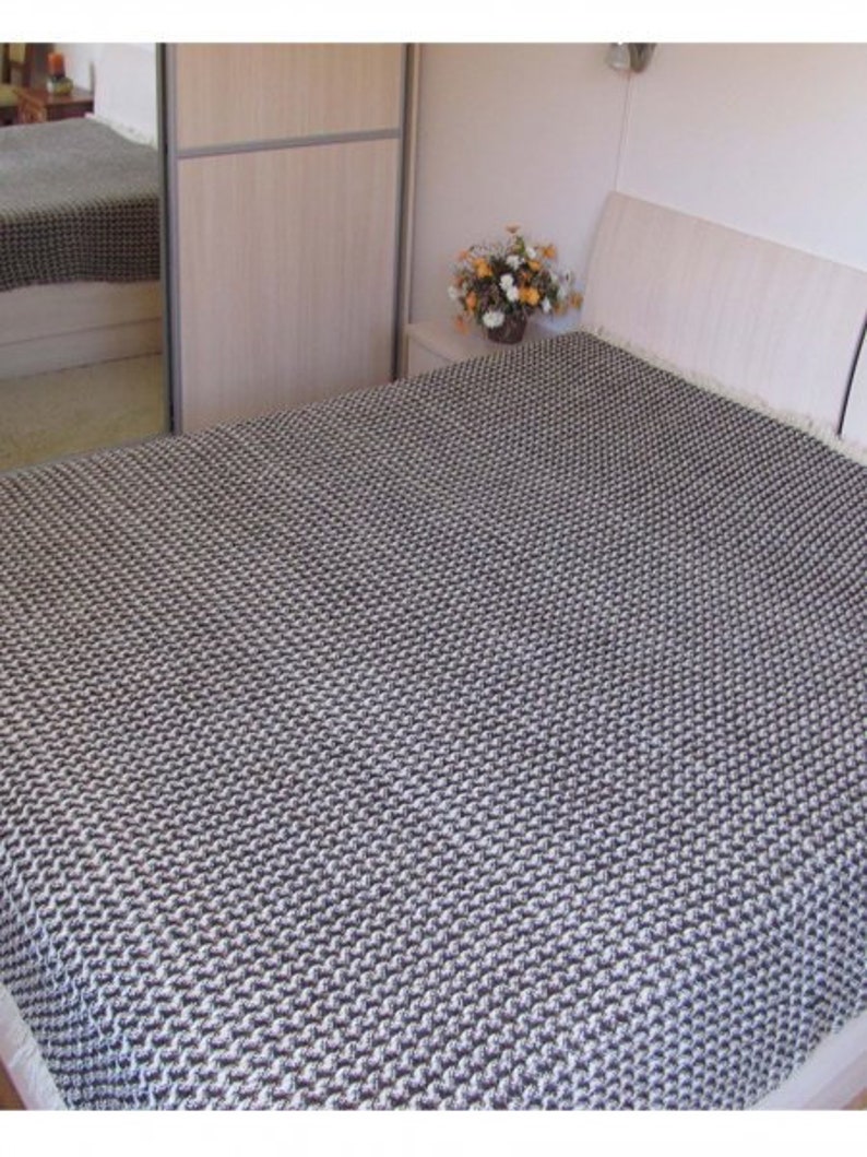 Wool Coverlet Organic Blanket throw Wool blanket -Queen King size bedding Sofa Throw Chevron blanket -Large Picnic Blanket