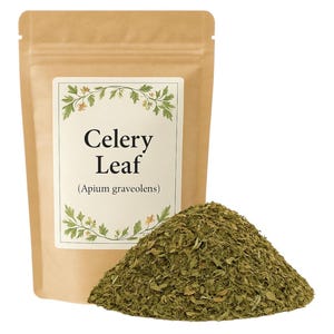 Puede incluir: Una bolsa de papel marrón con una etiqueta que dice "Celery Leaf (Apium graveolens)". La bolsa está llena de hojas de apio secas.