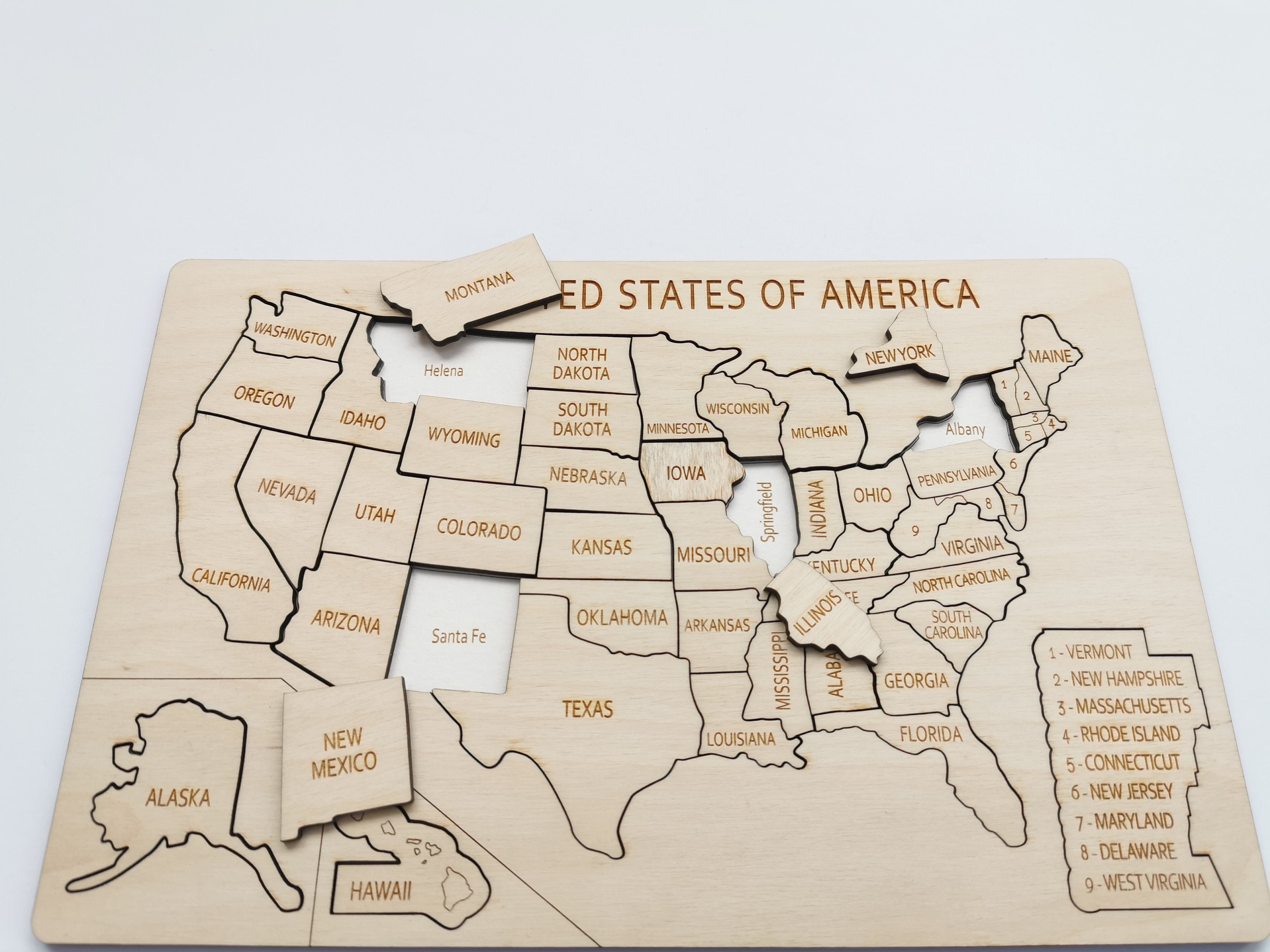 アメリカ合衆国の木製パズルマップ（首都が下）/米国地図パズル/お子様