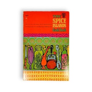 The Spice Islands Cook Book, 1970 8th Printing Paperback Ethnic Recipe Book