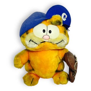 Garfield Baseball Player, Vintage Stuffed Animal, Plush Cat, 1981 Dakin
