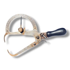 Indicating Calipers Antique Engineering Measuring Tool Wood Knob