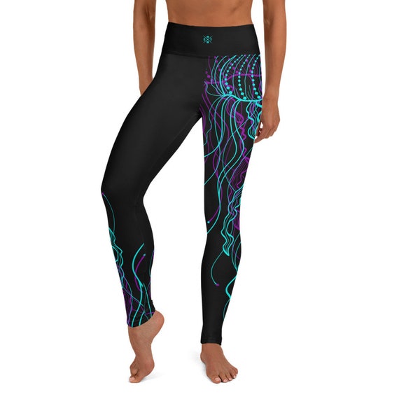 Buy Mint Velvet Black Star Sports Leggings from Next Slovakia