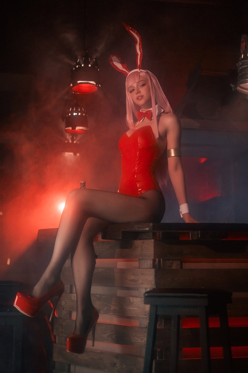 bunny zero two figure