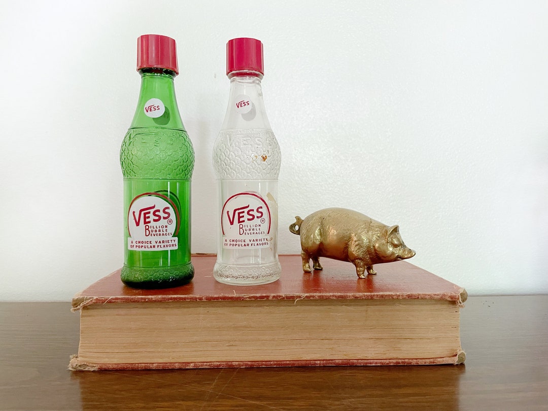 Vintage Vess Billion Bubble Beverages Salt and Pepper Shakers Etsy