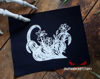 Lily Flower Patch - Screenprinted Sew-on Cloth Patch