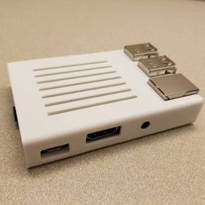 Raspberry Pi Case, Cool Gadget, Raspberry Pi 3 B & B+, 3D Printed Case, Retropie, Gaming, Fun, Dorm, Birthday, Gift