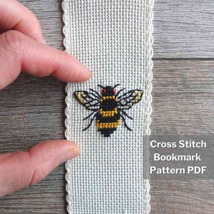 Tiny  bee cross stitch pattern PDF, 2 inch, Honey bee embroidery, Spring cross stitch, Small cross stitch, Mini cross stitch, Bee embroidery