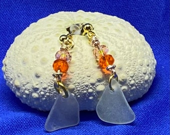 Vols de fantaisie - Boucles d’oreilles en verre de mer et en cristal autrichien avec poteaux plaqués or 18K