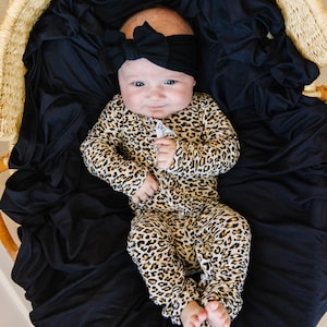 Cheetah Ruffle Zip Romper with Fold-over Foot, Baby Shower,Zipper outfit,Ruffle, Modern Baby Trending Baby, Coming Home outfit, Animal Print