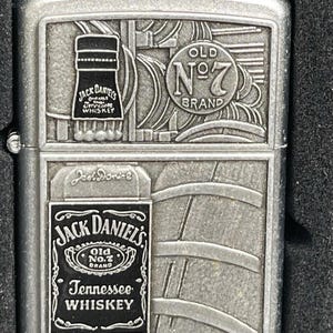 Jack Daniels Bottle Zippo Lighter - Barrel - Old No. 7 - Tennessee Whiskey Rare image 2