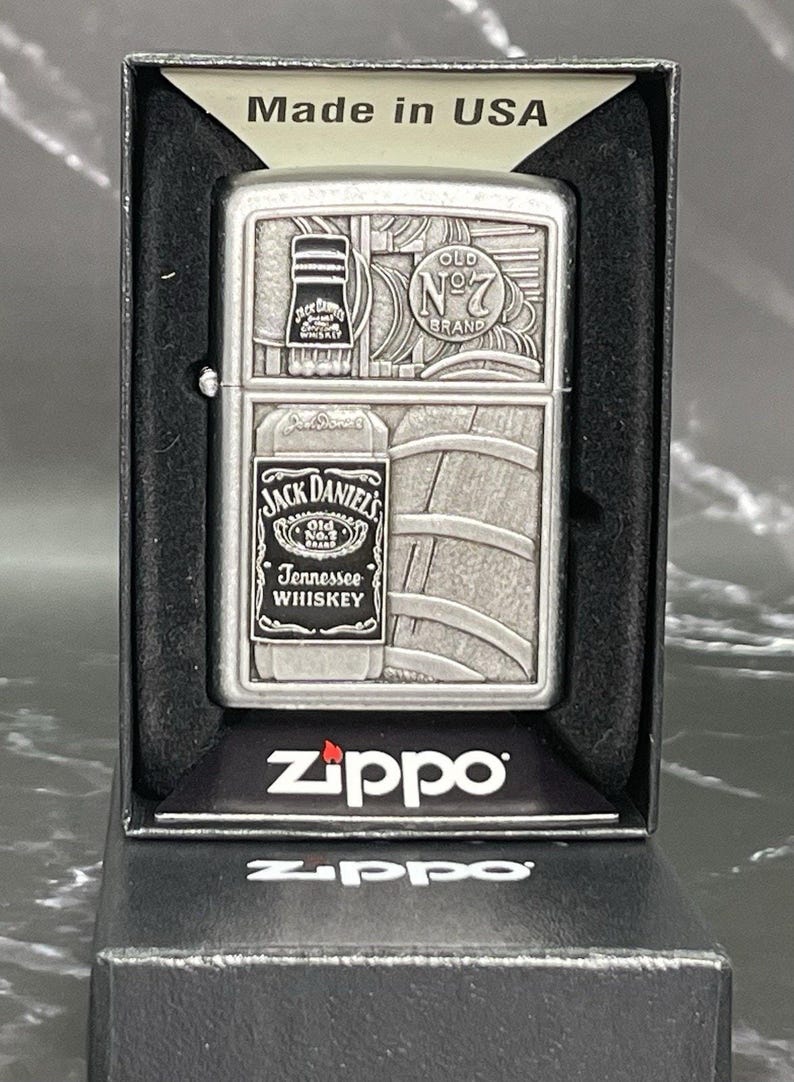 Jack Daniels Bottle Zippo Lighter - Barrel - Old No. 7 - Tennessee Whiskey Rare image 1