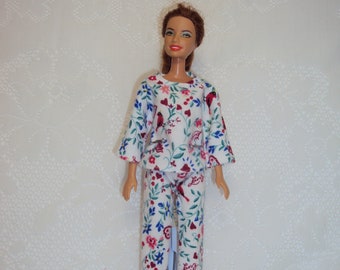 Birds & flowers themed pajamas for Barbie in soft flannelette , handmade
