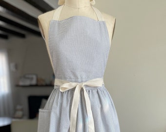 Vintage Inspired Apron,Seersucker,Apron dress,stripes, Aprons for women, Apron with pocket,baking apron,gift for her