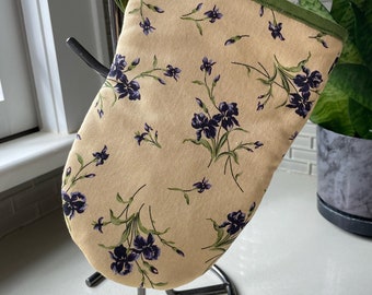 Iris and Ivy apron, Earth tone, Oven mitt, beautiful, floral, Kitchen essential, Gift for her