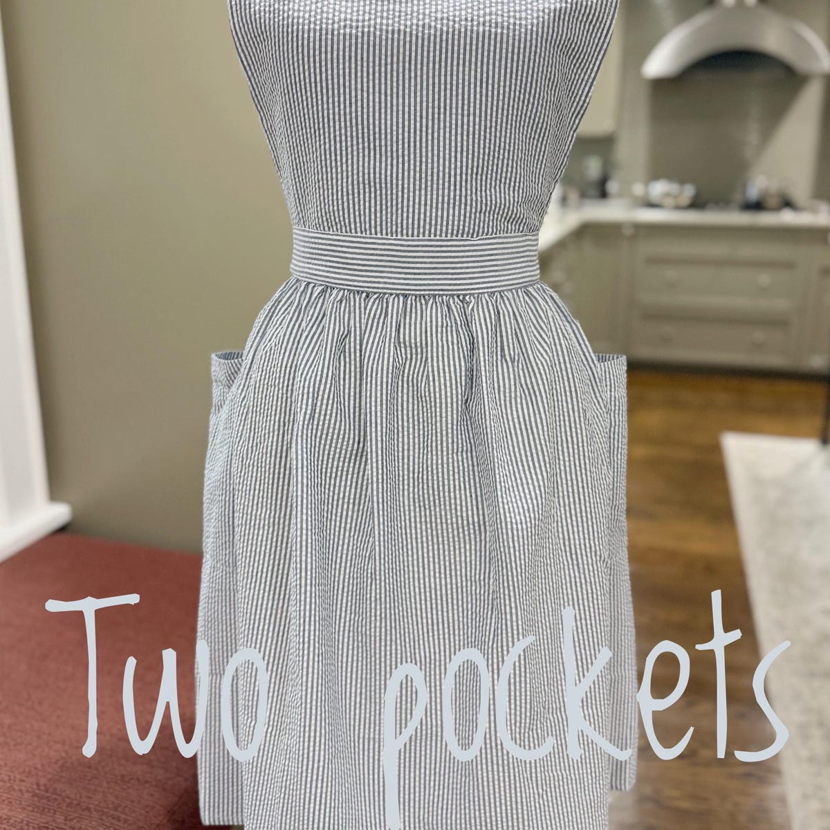 Vintage Inspired Seersucker Apron Dress: Full Skirt Baking Apron - Etsy bluish-grey 2 pocket