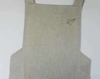 Elegant apron crossed in the back