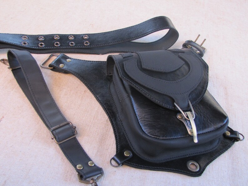 Hip holster leg waist bag leather Thigh purse men Backpack Leg hip bag Travel bag Biker holster Festival weekend fanny packs women