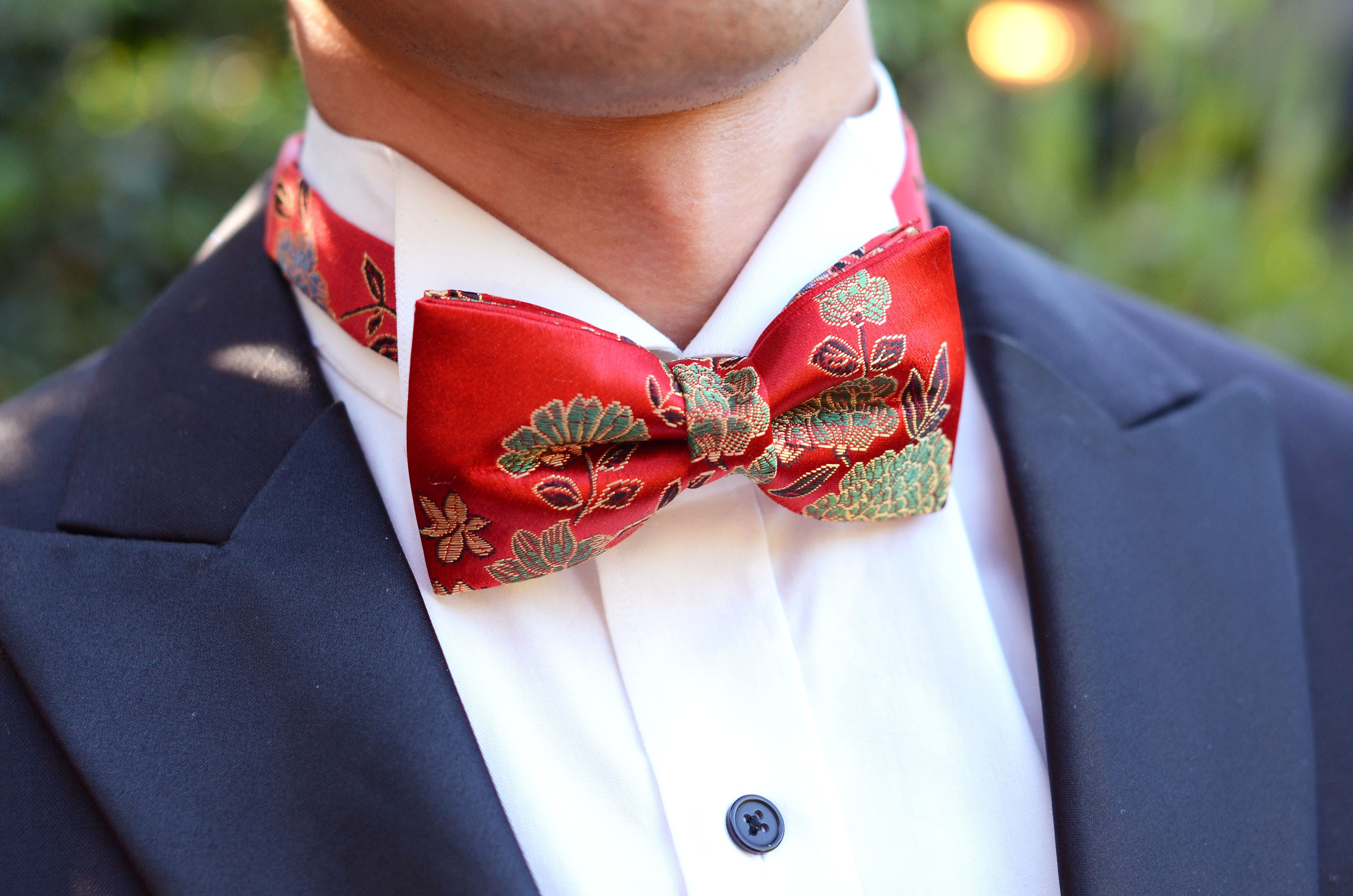 chinese collar with bow tie