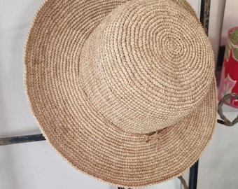 SOMBREROS DE RAFIA HECHOS A MANO