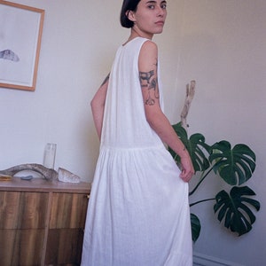 White linen sleeveless ruffled hem dress, Maxi linen dress, Summer linen dress, Linen weeding dress, Gift for her, Custom size