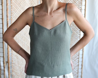 Sleeveless hunter green linen slip top / MITS