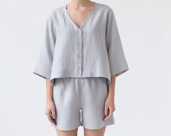 Women's summer suit. Linen shorts and blouse set. ManInTheStudio