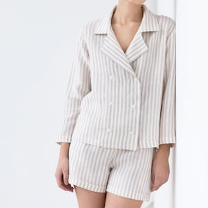 Ensemble coordonné pour femme, veste en lin à rayures et short décontracté, vêtements d'été en lin ManInTheStudio