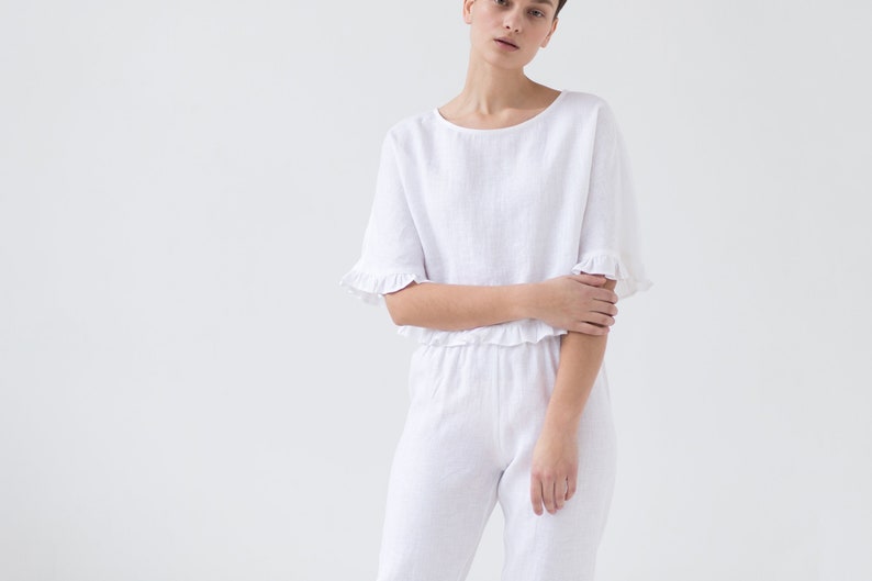 Linen top with ruffled details / Handmade by ManInTheStudio