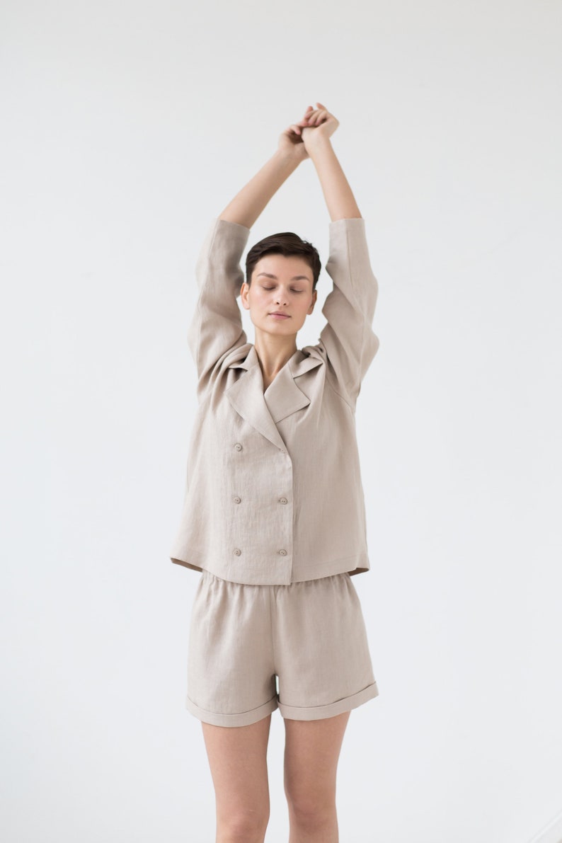 Women's linen 2 piece suit / Double faced jacket / Elastic waist band shorts / ManInTheStudio image 5