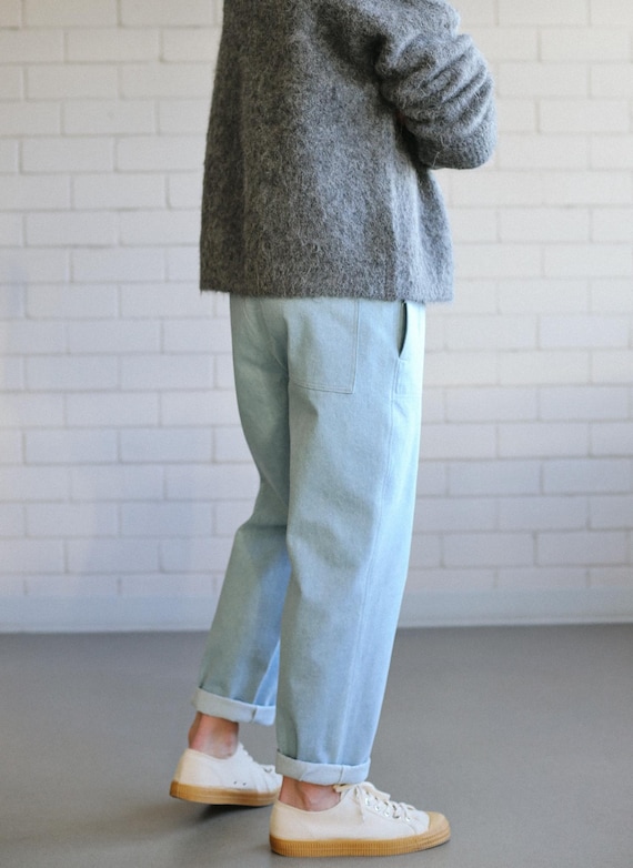 Men’s Bleached Light Blue Tapered Jeans with Elastic Waist – Relaxed Fit Denim Trousers