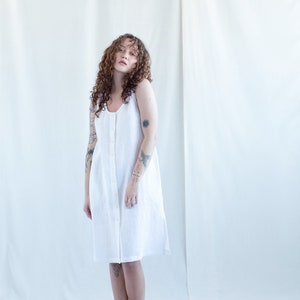 Casual sleeveless linen summer dress / MITS image 3