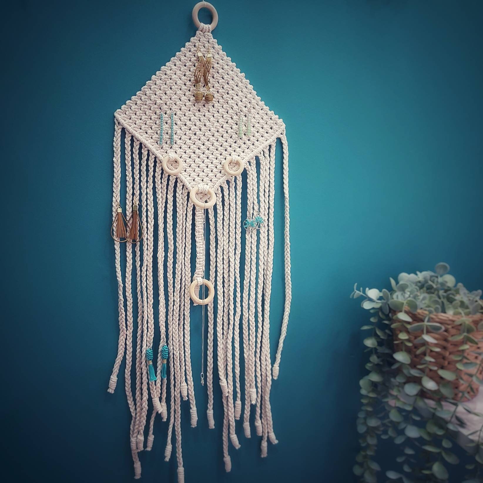 Portebijoux. Rangement Bijouterie