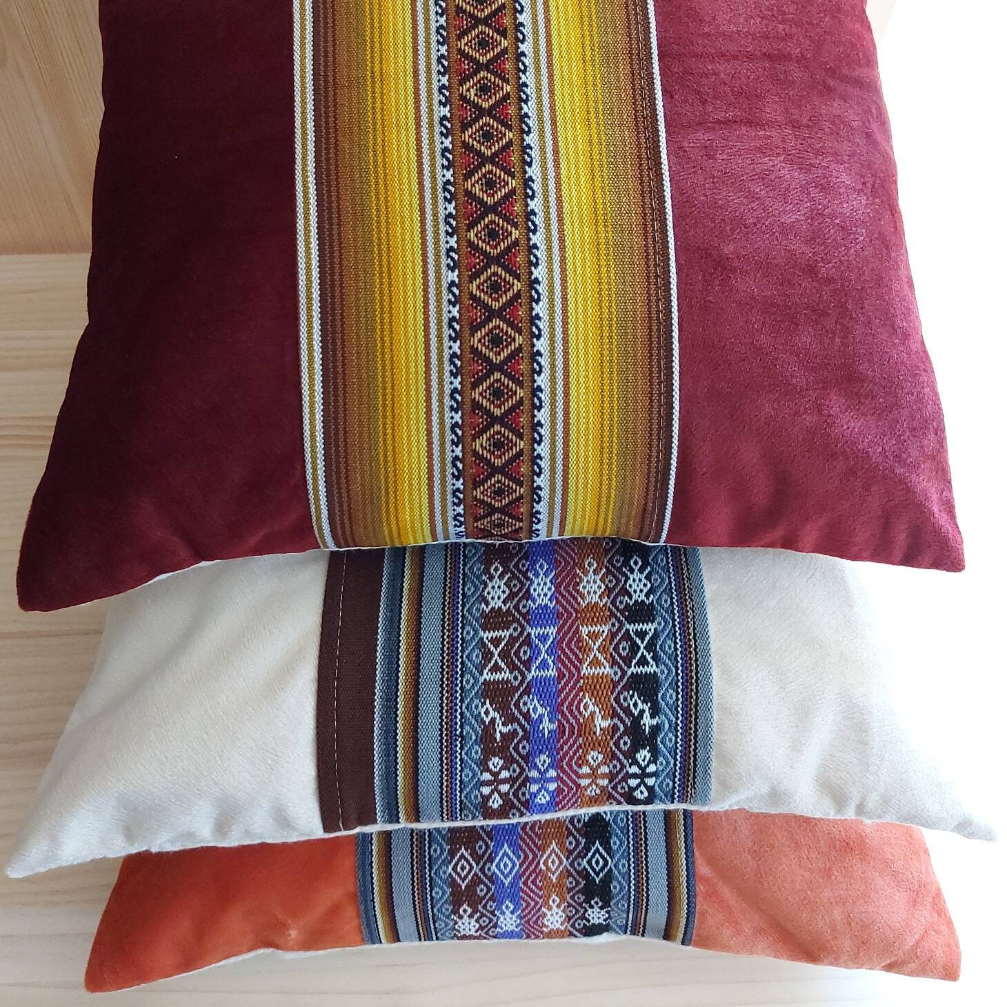 Housse de Coussin Ethnique Velours + Aguayo