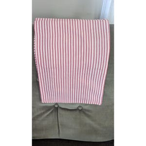 Handmade Christmas Patchwork Table Runner Quilted Holly/ 35 x 12" Cotton Red image 2