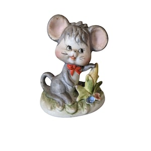 vintage Homco mouse  figurine anthropomorphic   Easter  corn bow 3.5 in