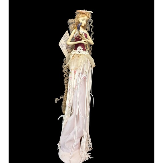 Duck House Heirloom Dolls Akira No 3439 Angel Blonde 14 Inch