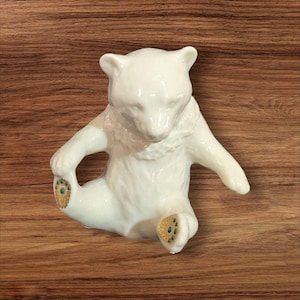 Vintage 1991 Lenox Jewels China Jeweled Collection Sitting Bear 4” Tall