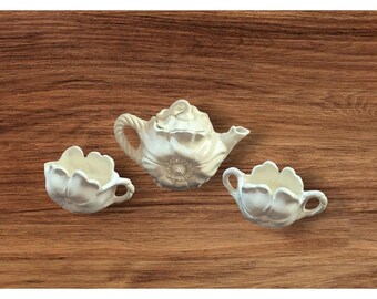 グレースティーウェアのヴィンテージスタイルの白い花柄磁器製