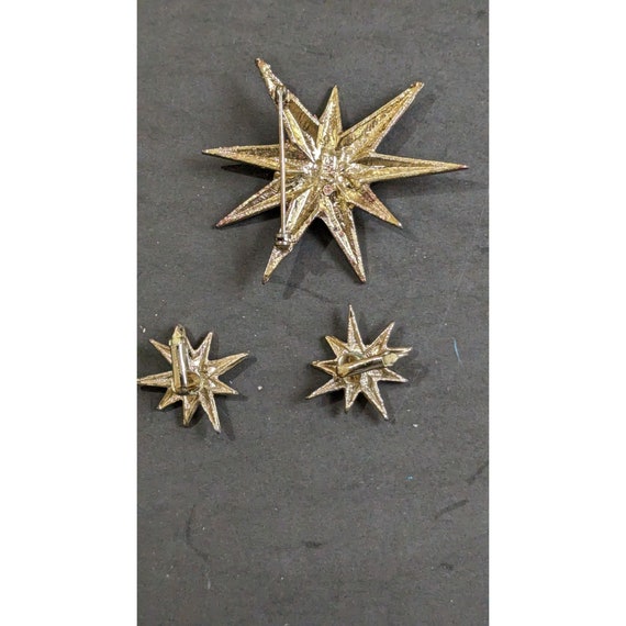 Vintage Pegasus Coro Gold Tone Star. brooch pin c… - image 5